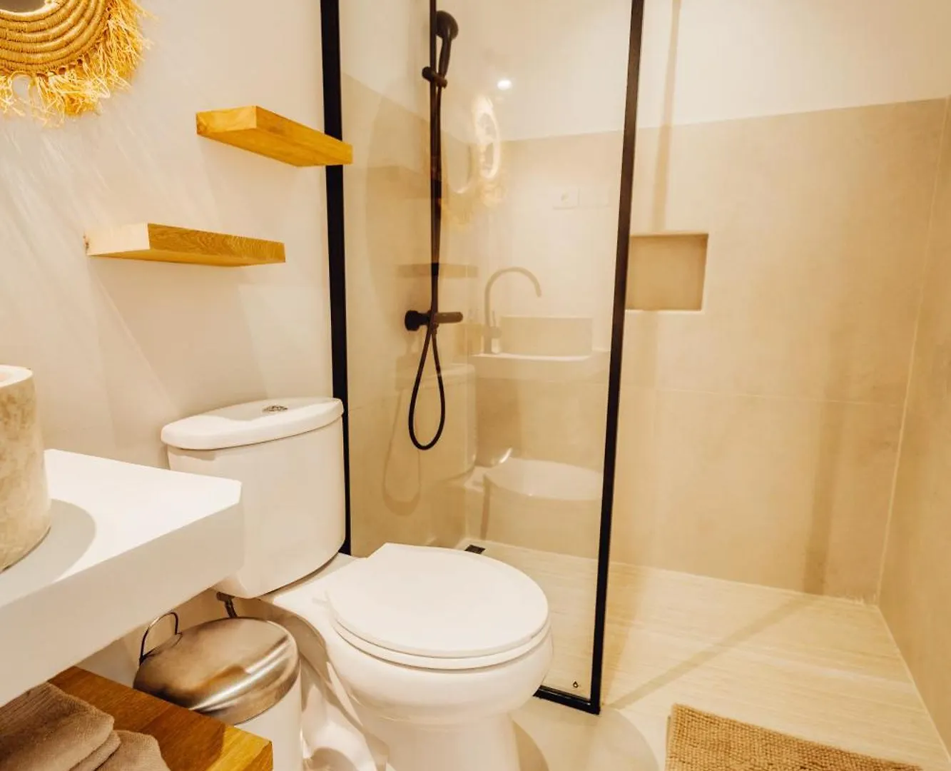 Bohemian Palapa Suite, Private Pool , 5 Minute Walk Of The Beach Palm Beach 0*,  Aruba